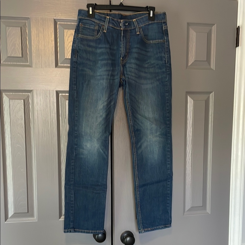 Levi's Men's 541 Athletic Taper Fit Blue Jeans